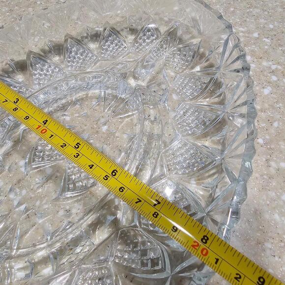 Vintage Oval cut crystal divided serving dish - Picture 7 of 9